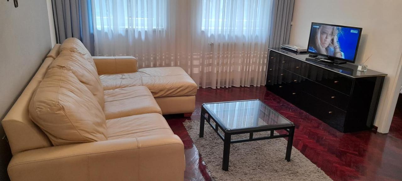 Apartment Dok Belgrade Extérieur photo